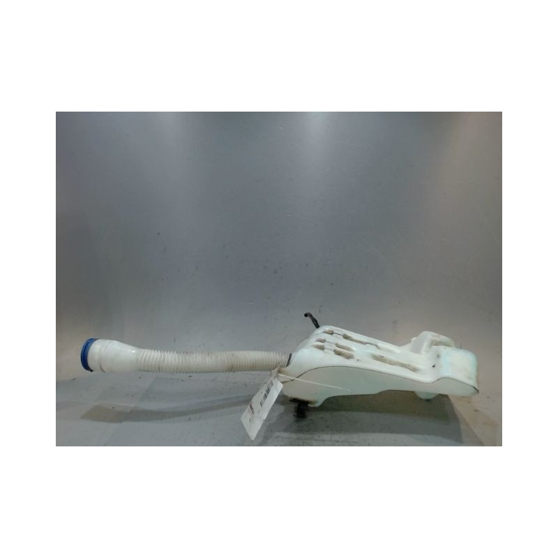 RESERVOIR LAVE-GLACE AVANT CITROEN C4