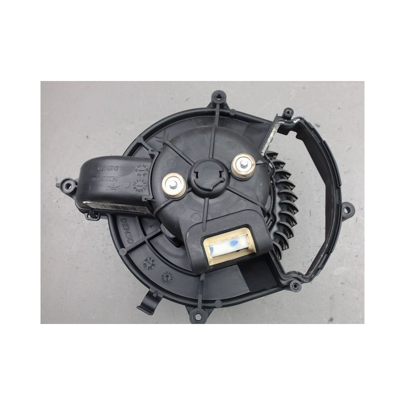 MOTEUR VENTILATEUR CHAUFFAGE CITROEN C4