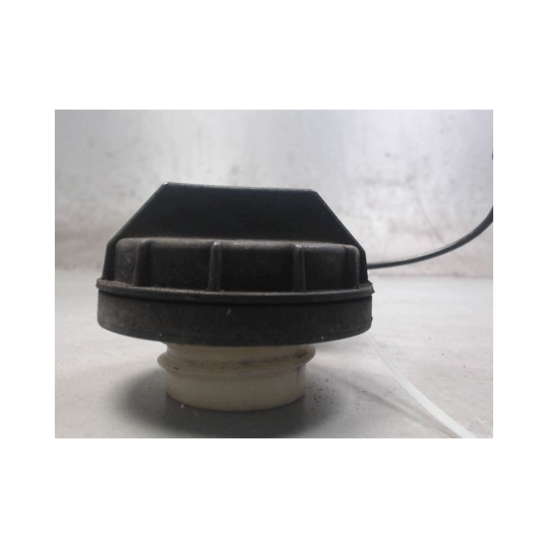 BOUCHON RESERVOIR A CARBURANT HYUNDAI I10