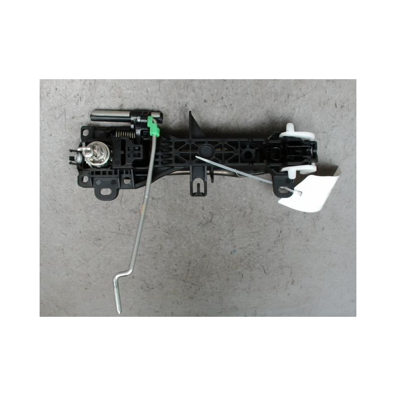 POIGNEE EXTERIEURE PORTE AVANT GAUCHE TOYOTA YARIS
