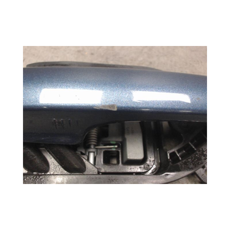 POIGNEE EXTERIEURE PORTE AVANT DROIT FORD FOCUS