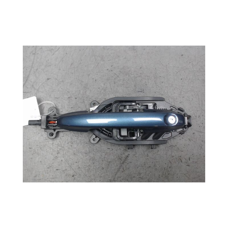 POIGNEE EXTERIEURE PORTE AVANT GAUCHE FORD FOCUS