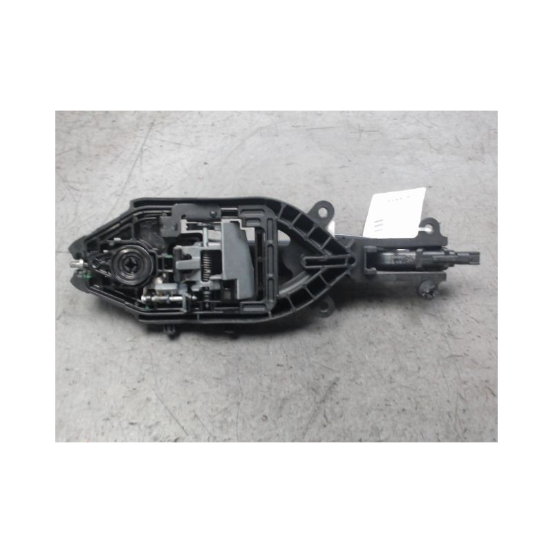 POIGNEE EXTERIEURE PORTE AVANT GAUCHE FORD FOCUS