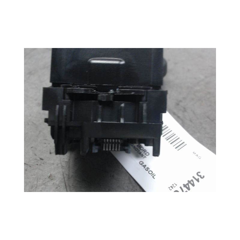 COMMANDE CLIGNOTANT FORD FOCUS