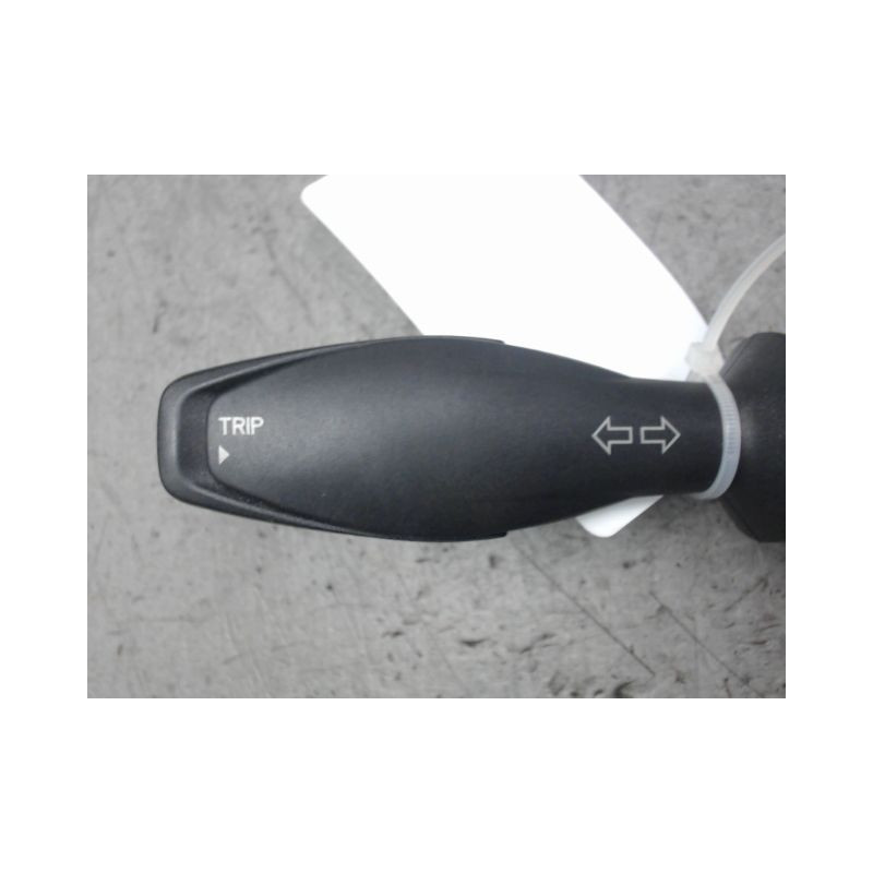 COMMANDE CLIGNOTANT FORD B-MAX