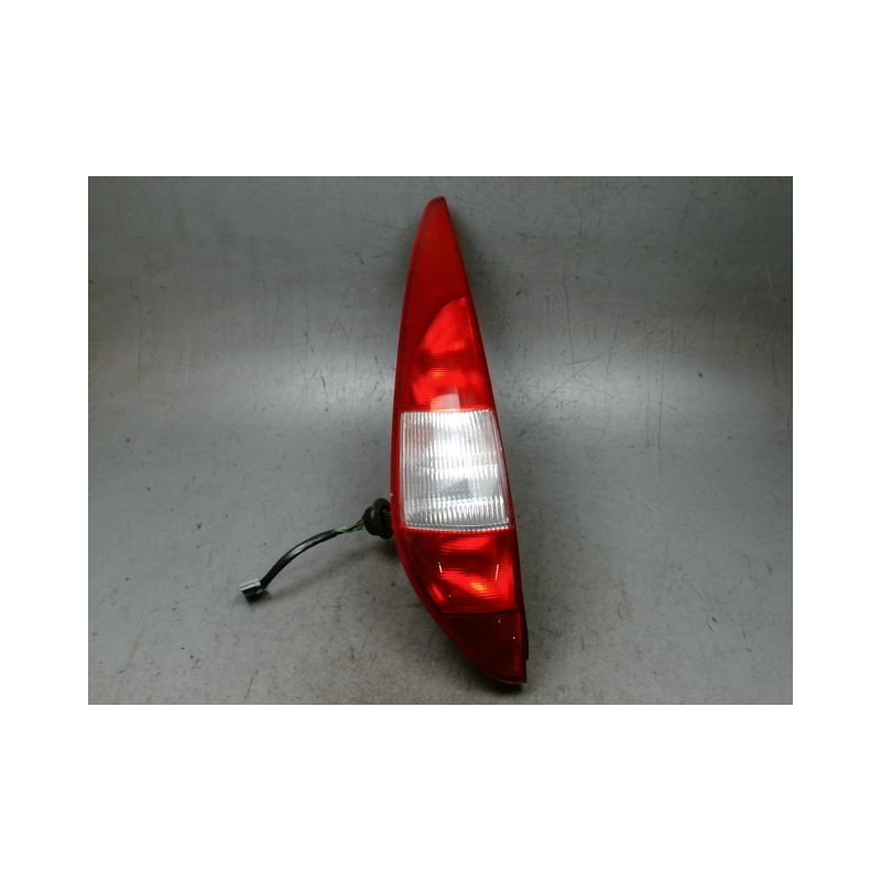 FEU ARRIERE GAUCHE  FORD MONDEO CLIPPER 00-07