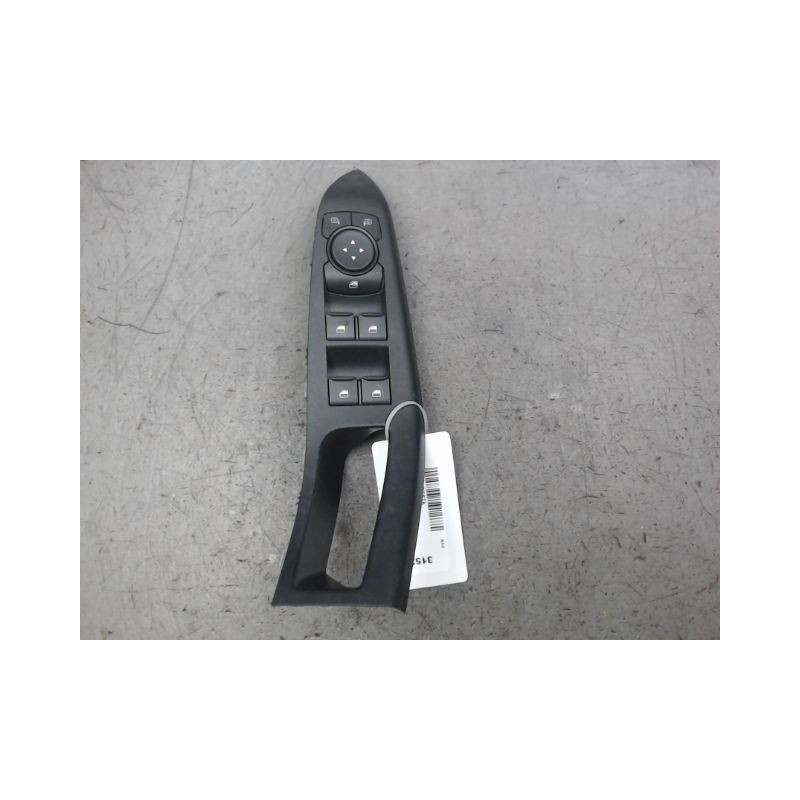 COMMANDE LEVE-GLACE PORTE AVG FORD FIESTA