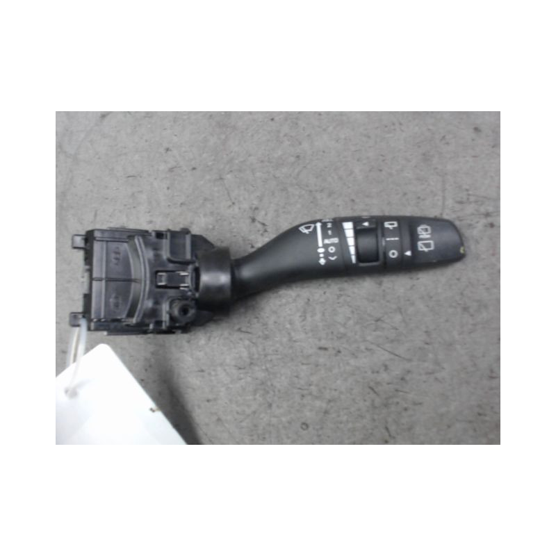 COMMANDE ESSUIE GLACE KIA CARENS