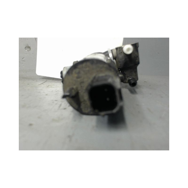 POMPE LAVE-GLACE AVANT FORD FIESTA