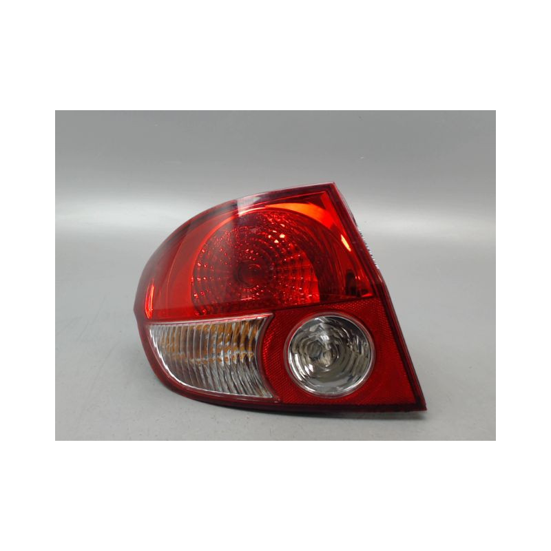 FEU ARRIERE GAUCHE  HYUNDAI GETZ Phase 1 2002-2005