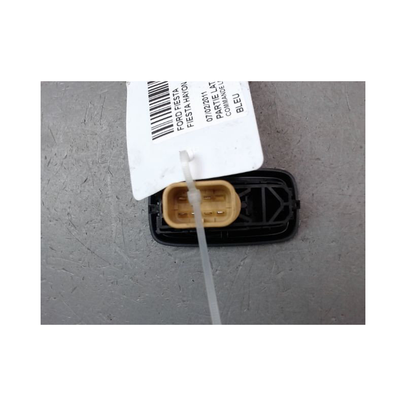 COMMANDE LEVE-GLACE PORTE AVD FORD FIESTA VI Phase 1 2008-2012
