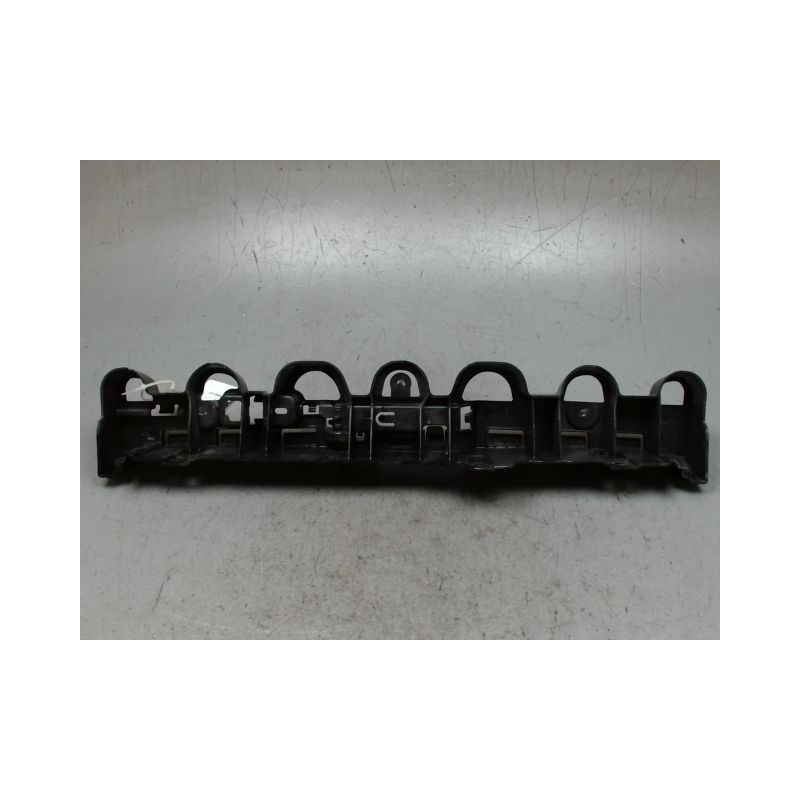 SUPPORT CENTRAL PARE-CHOC ARRIERE  RENAULT CLIO IV 2012-