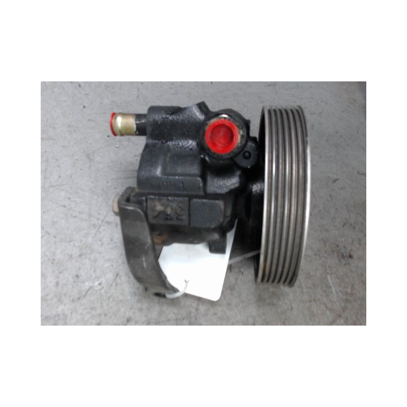 POMPE DIRECTION ASSISTEE RENAULT MEGANE