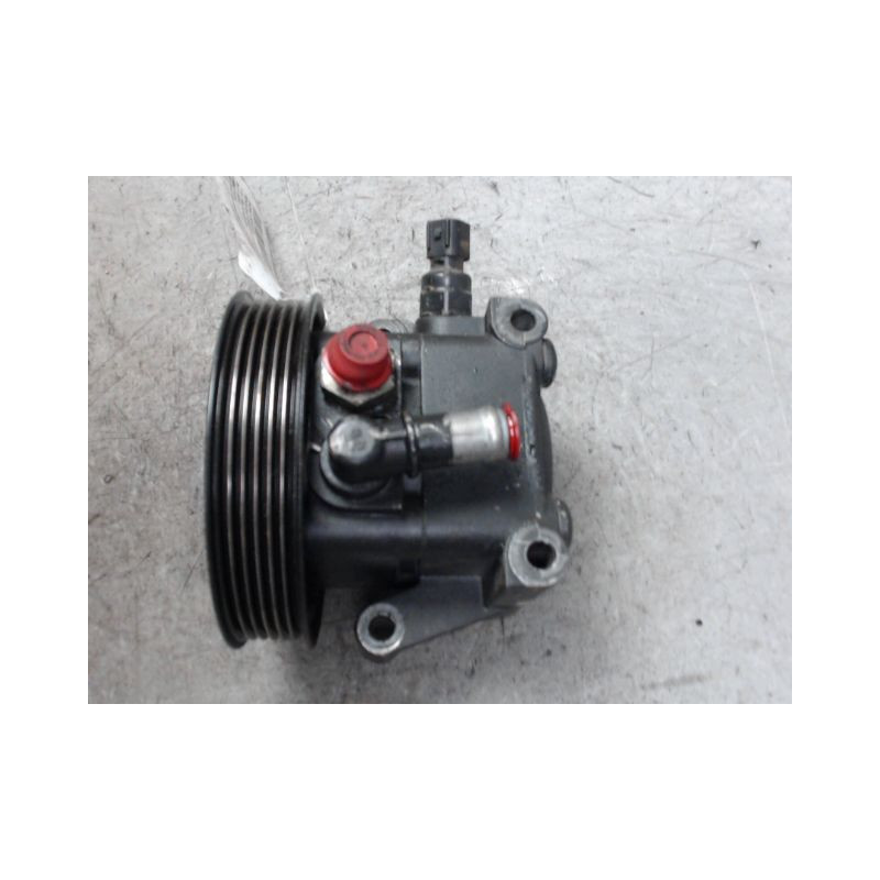POMPE DIRECTION ASSISTEE FORD FOCUS C-MAX 03-07
