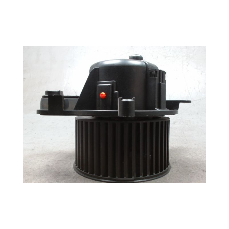 MOTEUR VENTILATEUR CHAUFFAGE PEUGEOT 3008 2009-