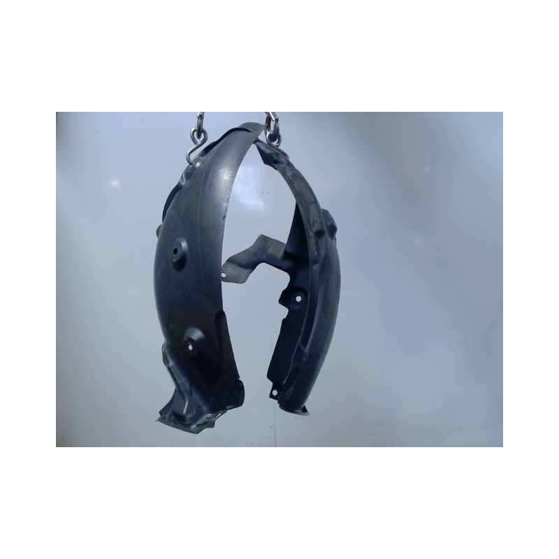 PARE-BOUE AVANT DROIT RENAULT MEGANE III 2008-