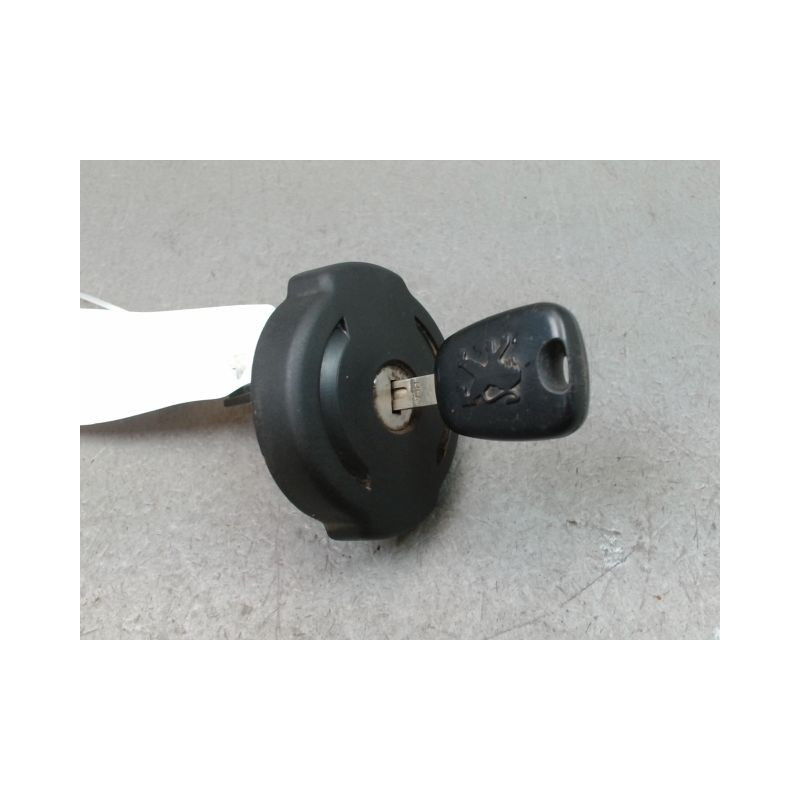 BOUCHON RESERVOIR A CARBURANT PEUGEOT 308 SW I Phase 1 2008-2011