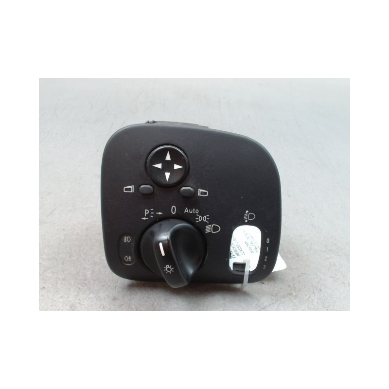 INTERIEUR COMMANDE PHARES MERCEDES CLASSE C BERL. II Phase 2 (203) 2004-2006