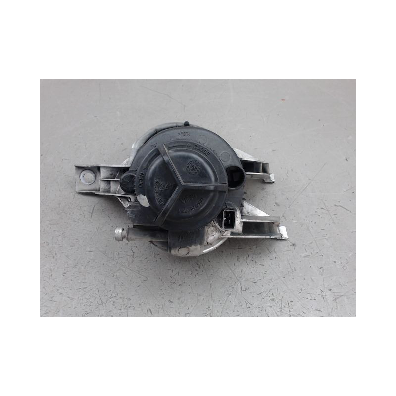 PHARE ANTIBROUILLARD AVANT DROIT PEUGEOT 206