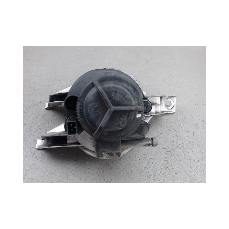 PHARE ANTIBROUILLARD AVANT GAUCHE PEUGEOT 206