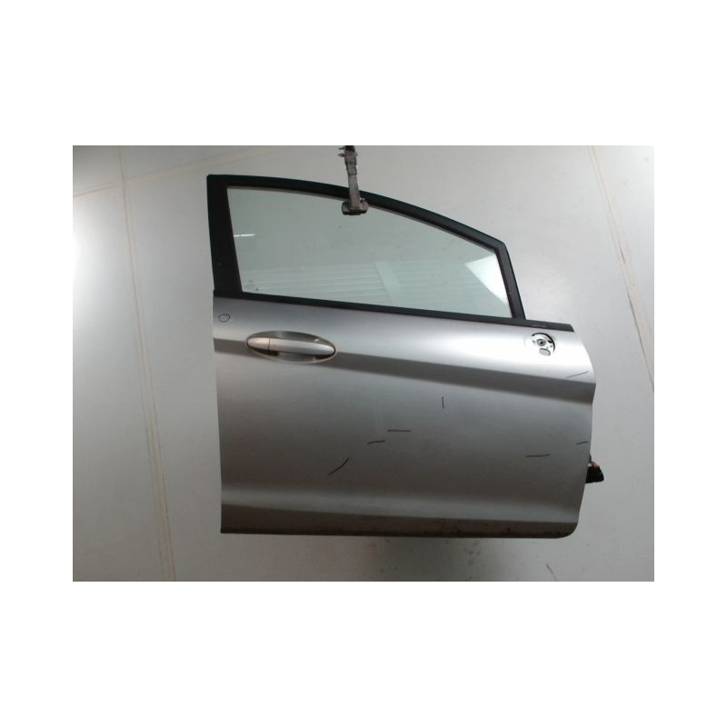 PORTE AVANT DROIT FORD FIESTA