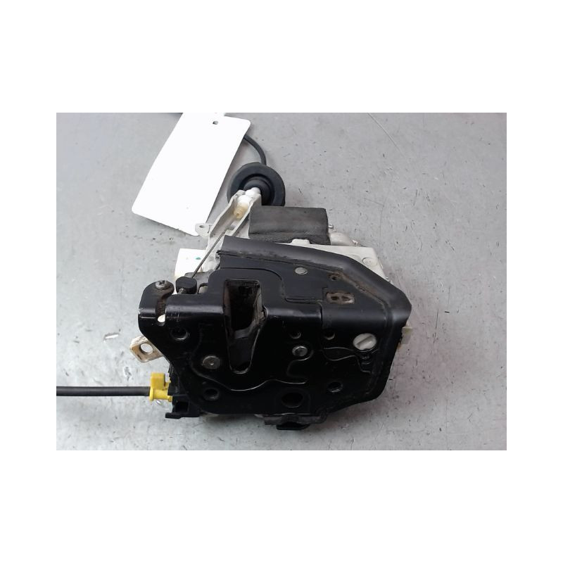 SYSTEME CONDAMNATION AVANT DROIT AUDI A1 Phase 1 (8X) 2010-2015