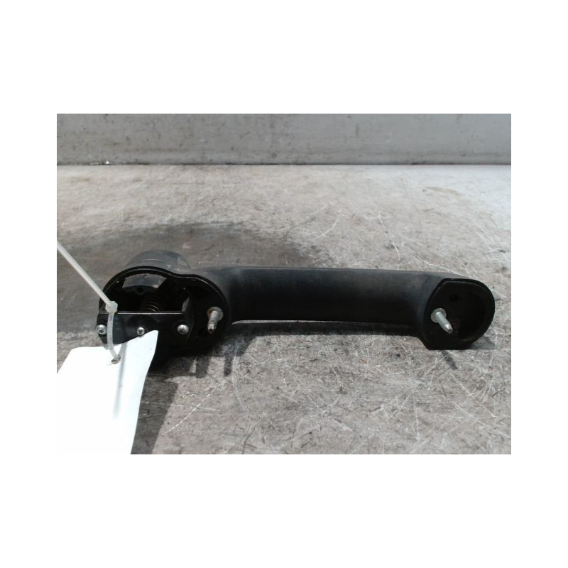 POIGNEE EXTERIEURE PORTE AVANT DROIT JEEP CHEROKEE 2004-