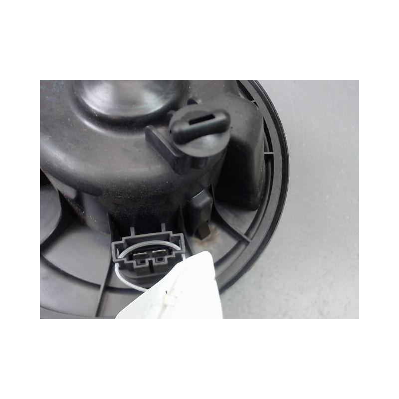 MOTEUR VENTILATEUR CHAUFFAGE VOLKSWAGEN GOLF V (1K) 2003-2008