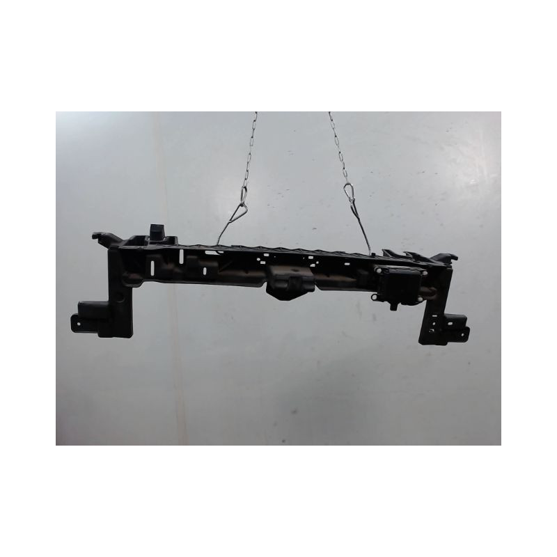 TRAVERSE SUPERIEURE ARMATURE AVANT PEUGEOT 5008