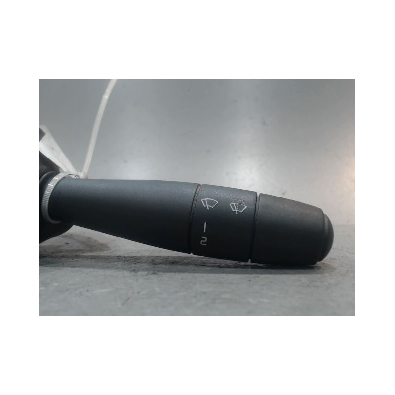 COMMANDE ESSUIE GLACE DACIA LOGAN