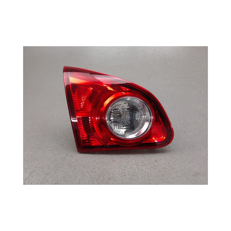 FEU ARRIERE INTERIEUR GAUCHE NISSAN QASHQAI