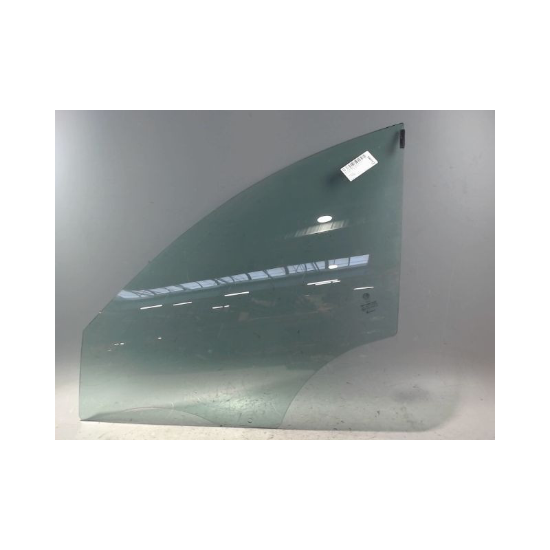 GLACE PORTE AVG ALFA ROMEO GUILIETTA 2010-
