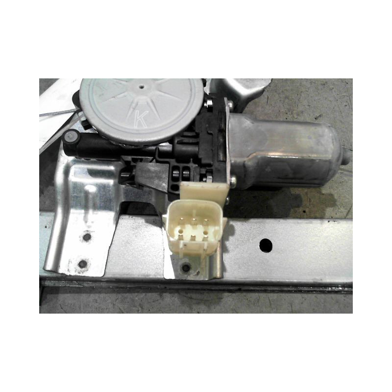 MECANISME+MOTEUR LEVE-GLACE AVANT DROIT NISSAN MICRA