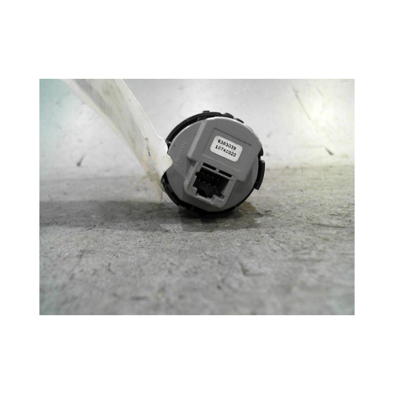 BOUTON DE DEMARRAGE NISSAN MICRA