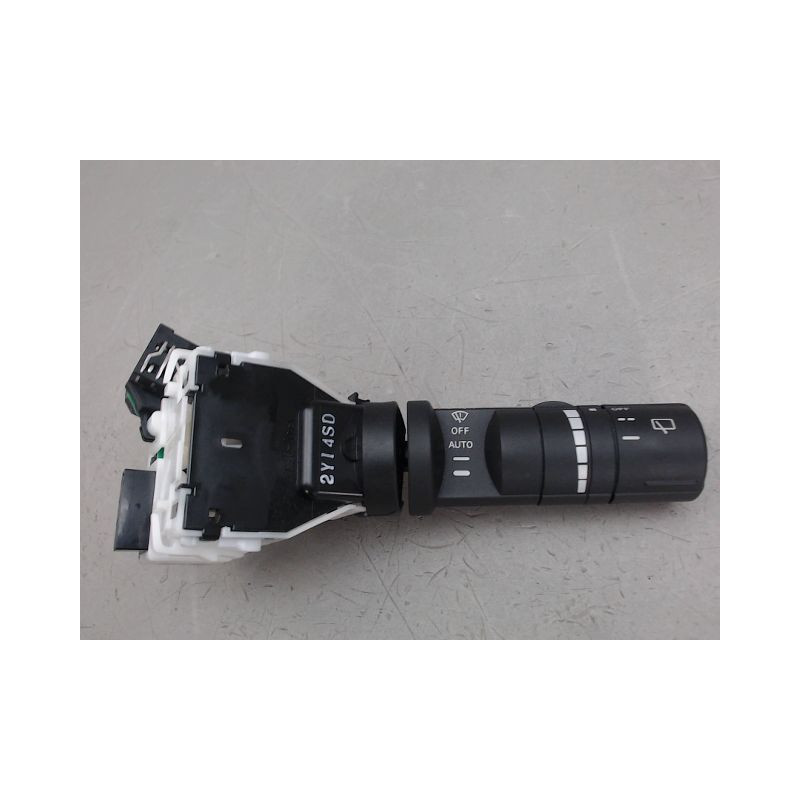 COMMANDE ESSUIE GLACE NISSAN QASHQAI