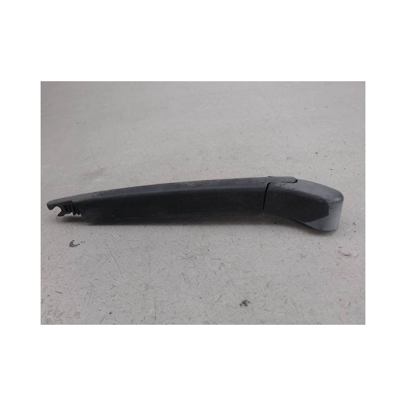 BRAS ESSUIE-GLACE ARRIERE HYUNDAI I30