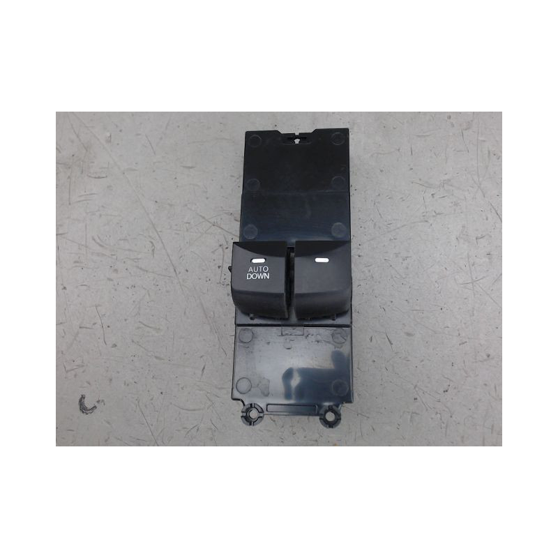 COMMANDE LEVE-GLACE PORTE AVG HYUNDAI I30