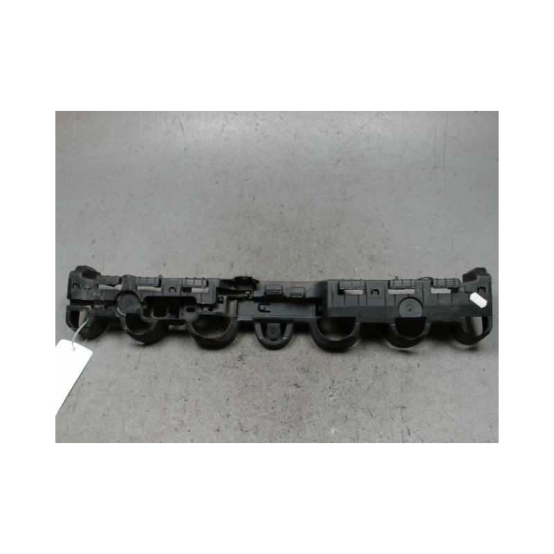 SUPPORT CENTRAL PARE-CHOC ARRIERE  RENAULT CLIO IV 2012-
