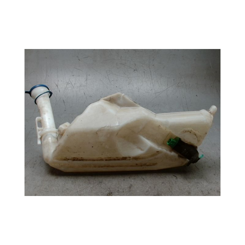 RESERVOIR LAVE-GLACE AVANT PEUGEOT 206 5P
