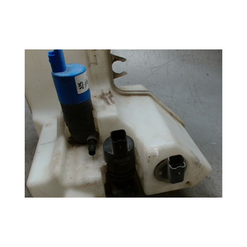 RESERVOIR LAVE-GLACE AVANT PEUGEOT 407 COUPE