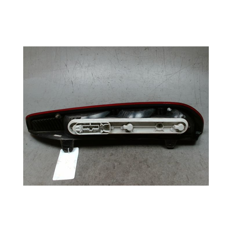 FEU ARRIERE GAUCHE  FORD FOCUS SW 2005-2007