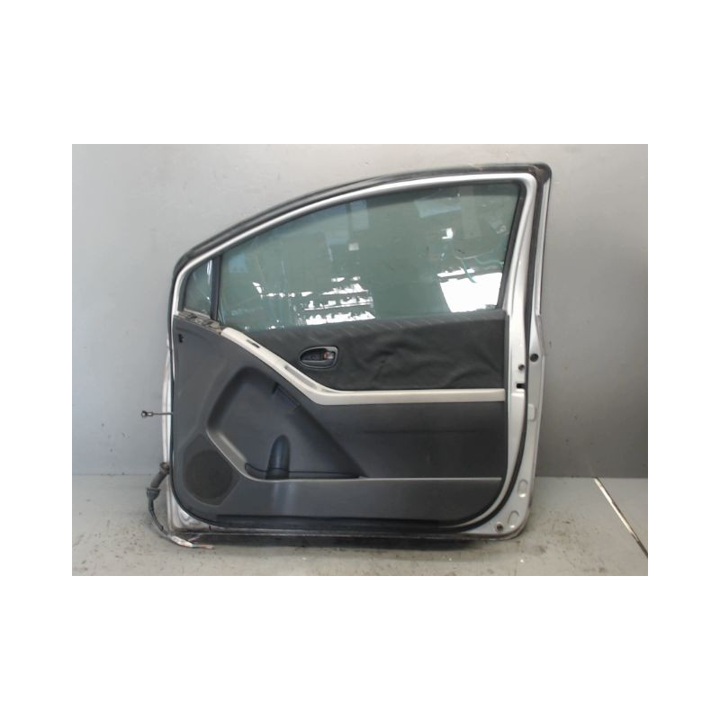PORTE AVANT DROIT TOYOTA YARIS
