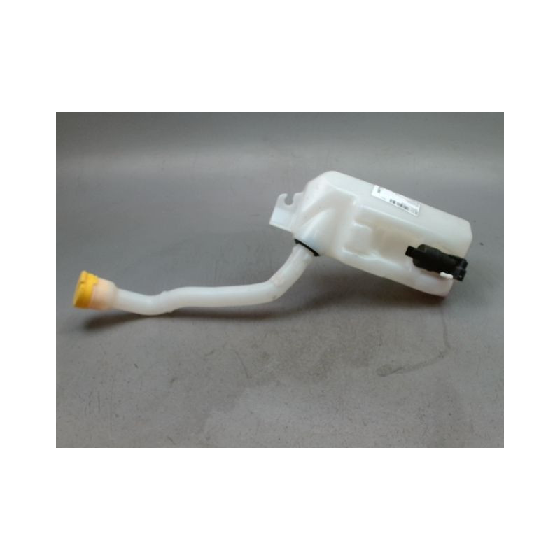 RESERVOIR LAVE-GLACE AVANT RENAULT ZOE