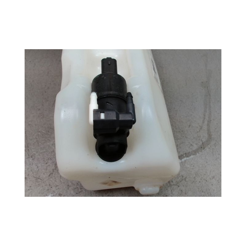 RESERVOIR LAVE-GLACE AVANT RENAULT ZOE