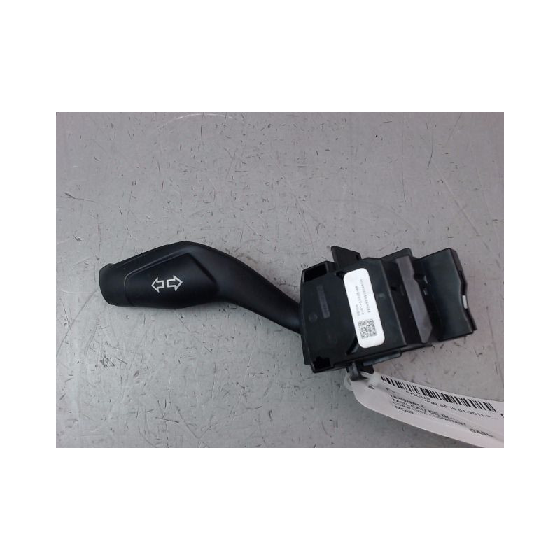 COMMANDE CLIGNOTANT FORD FOCUS III 2011-...