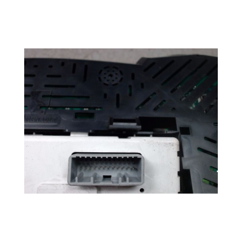 BLOC COMPTEURS RENAULT TWINGO 2 2007-