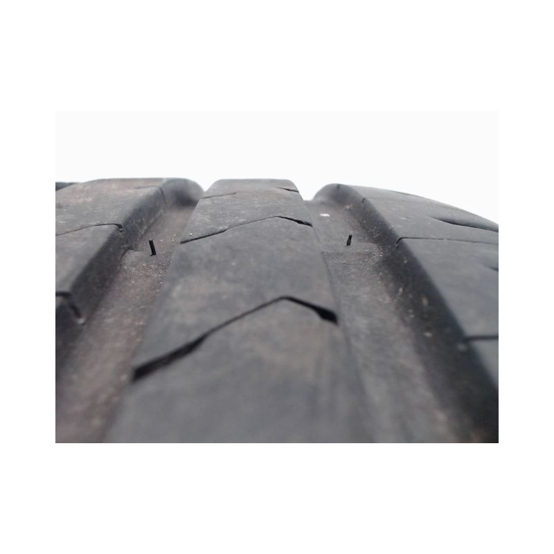 Paire de pneus KUMHO ECSTA HS 51 185 55 15 82 V