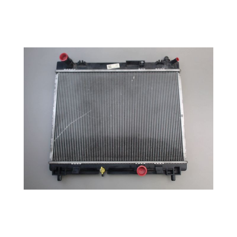 RADIATEUR TOYOTA YARIS