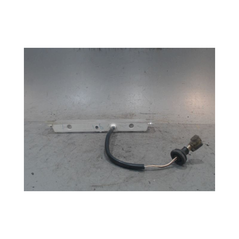 FEUX STOP SUPPLEMENTAIRE MITSUBISHI SPACESTAR