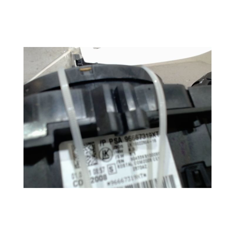 BLOC COMMODOS PEUGEOT 5008